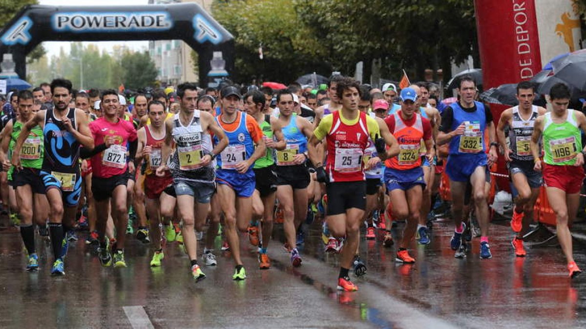 Rabanal (4), Alberto González (2), Álvaro Gutiérrez (24) Jorge Blanco (25), Álex Martínez (324), David Fernández (5) y Raúl Celada (1196) tomaron posiciones desde la línea de salida.