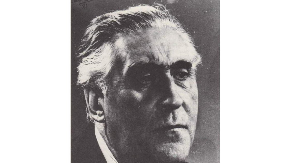 El crítico, escritor y ensayista astorgano, en una imagen de 1946