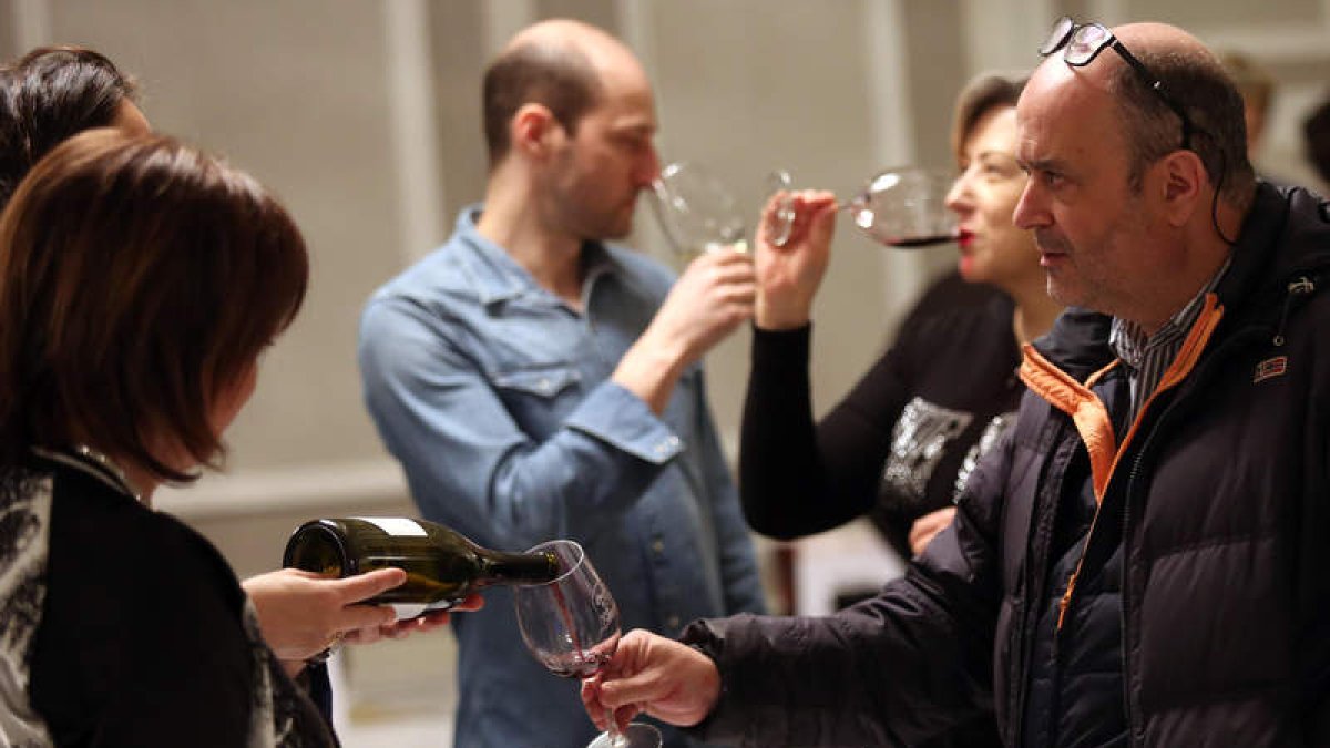 Imagen de archivo de la presentación de los vinos del Bierzo en Madrid en 2017. RAQUEL P. VIECO