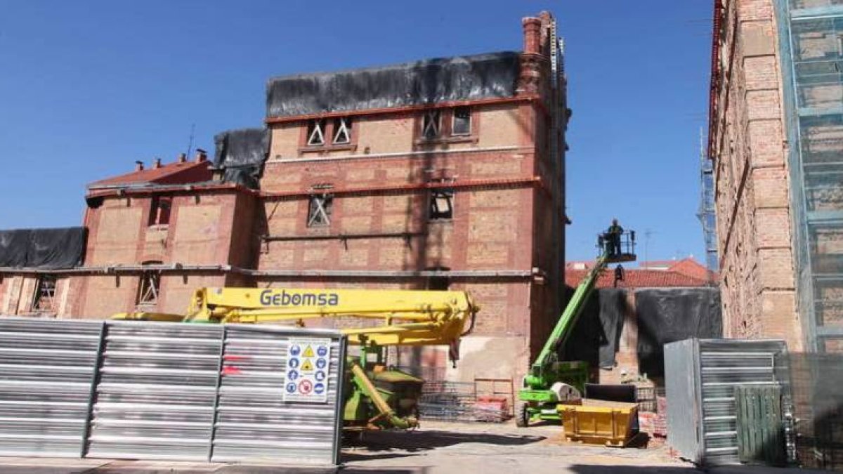 La rehabilitación de la antigua fábrica de embutidos comenzó hace más de tres años.