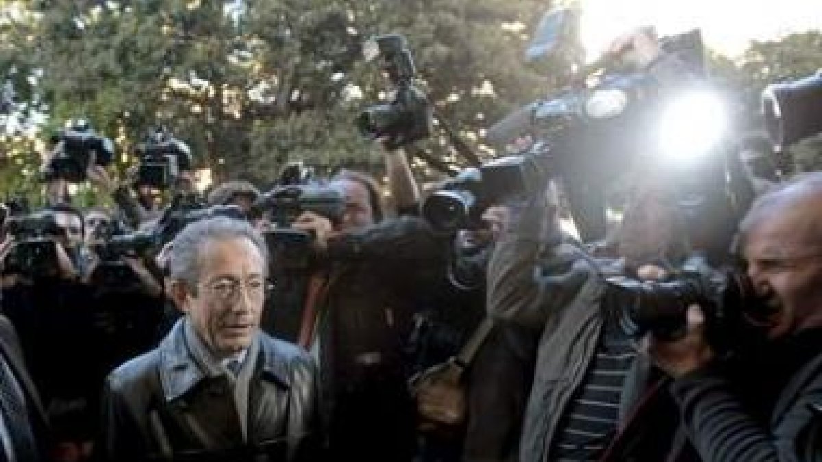 Ángel Luna, portavoz del PSPV en las Cortes.