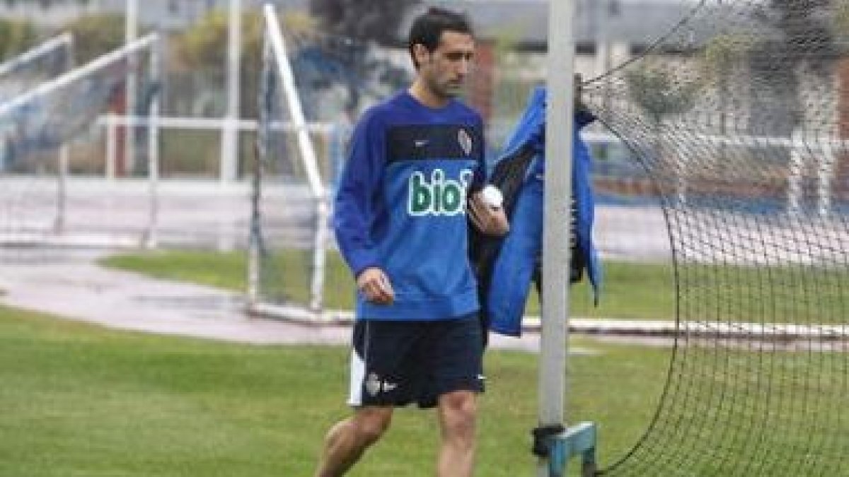 Luis Prieto tiene una espina clavada del partido de la primera vuelta jugado en Montilivi.