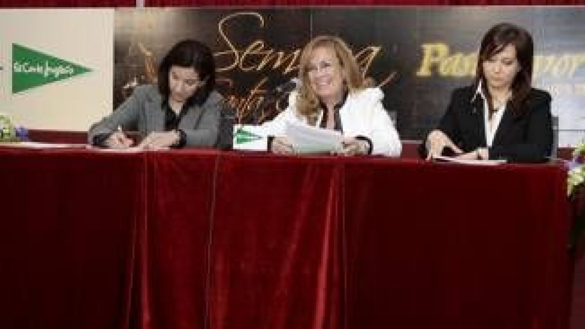 La charla coloquio en El Cote Inglés sobre el papel de la mujer en la Semana Santa