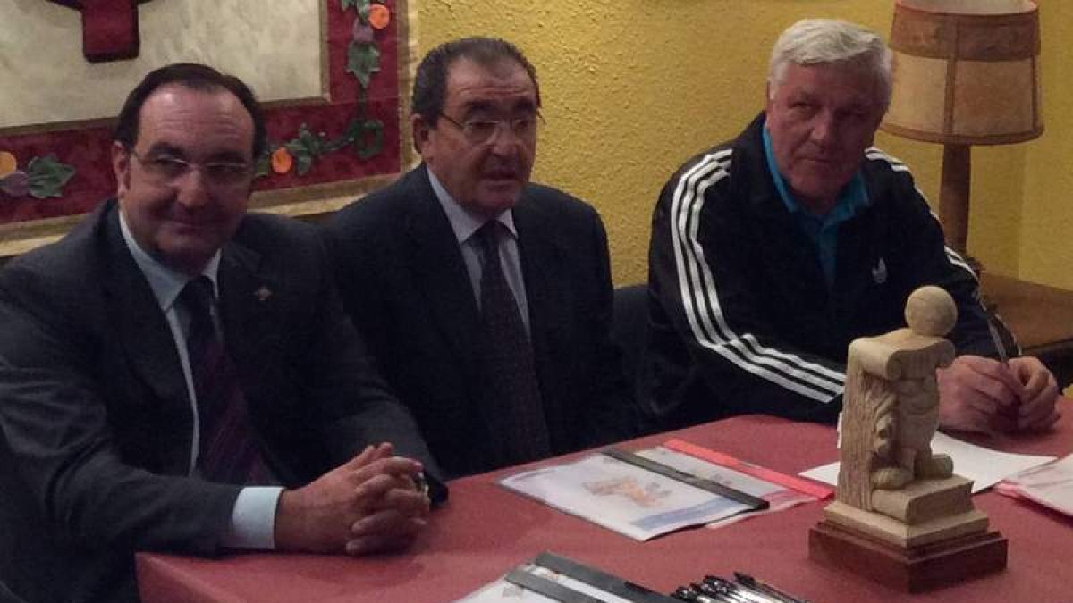 Manuel Belinchón, David Belinchón y Pepe Estrada.
