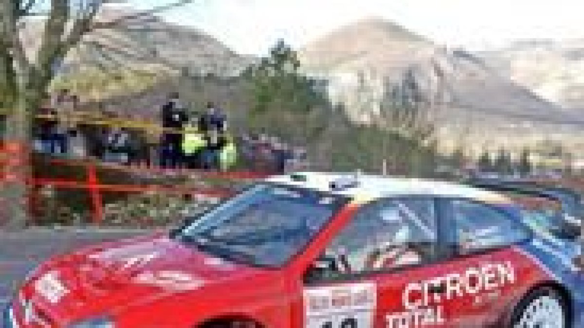 Carlos Sainz se estrena con su Citroen Xsara en Montecarlo