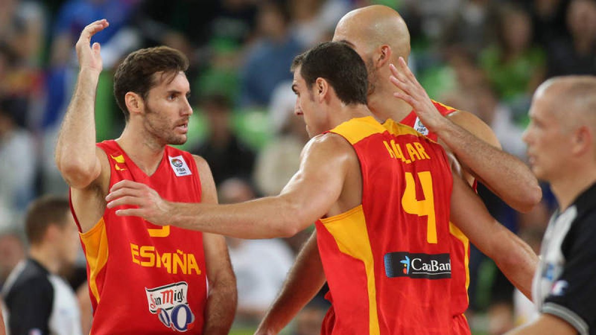 Rudy, Aguilar y Rey, tres bazas para doblegar a Francia.