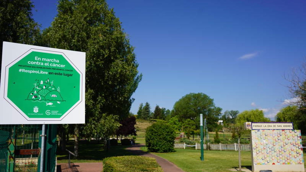 El parque Antonio García Valladares de San Andrés, libre de humos. J. NOTARIO