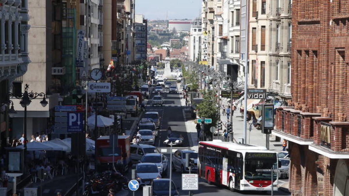 La avenida de Ordoño II, en una imagen de archivo. RAMIRO
