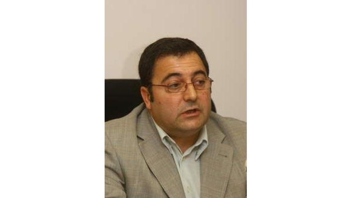 Pedro Fernández.