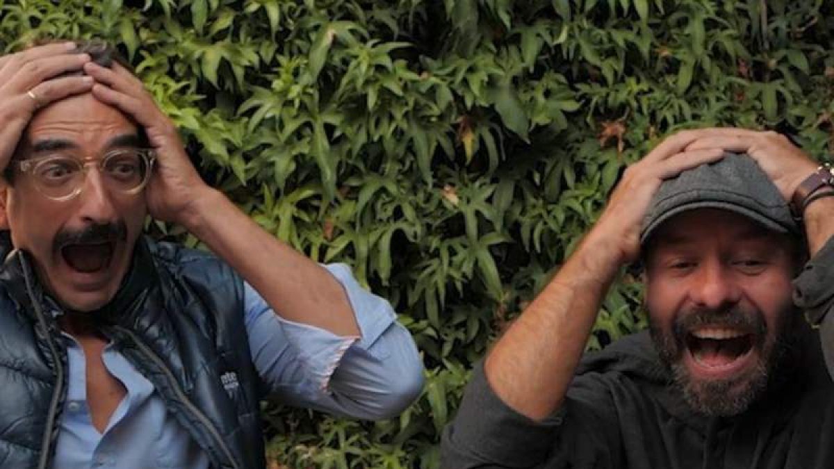 Dos de los participantes en el rodaje de esta serie. DL