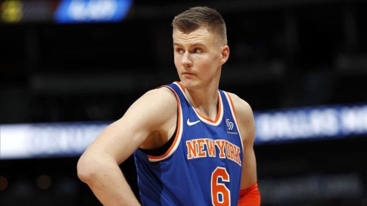 Kirstaps Porzingis, con la camiseta de los Knicks.