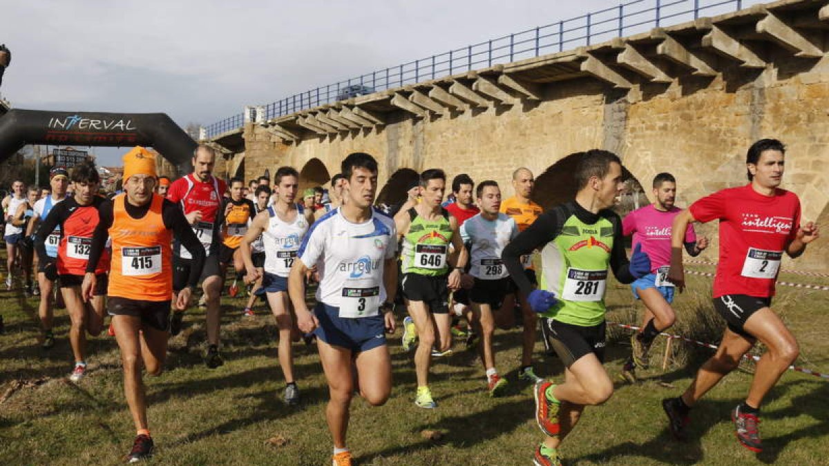 Puente Villarente pone al día la Liga Interval de cross. MARCIANO