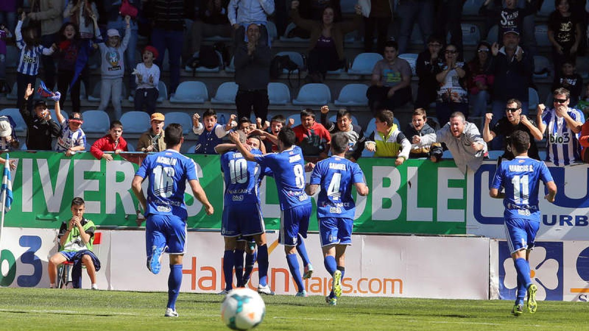 Yuri sentenció el partido en el minuto 84 anotando el cuarto gol, segundo de su cuenta personal, al aprovechar una asistencia de un Dieguito que llevaba en el terreno de juego un minuto.