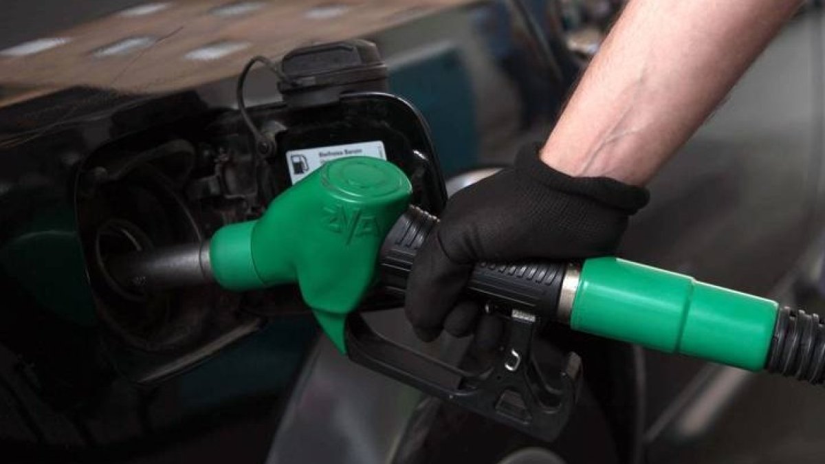 Los precios de la gasolina y de los combustibles siguen siendo un quebradero de cabeza para muchas familias.