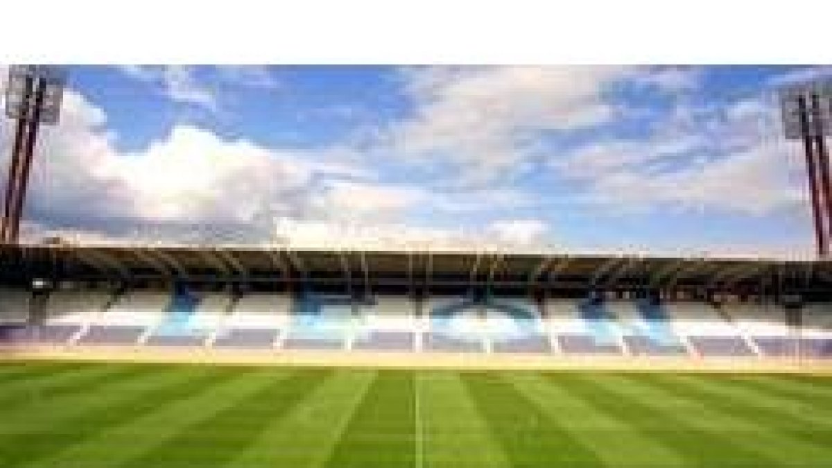 Vista parcial del Estadio Antonio Amilivia, que en septiembre pasará a llamarse Reino de León