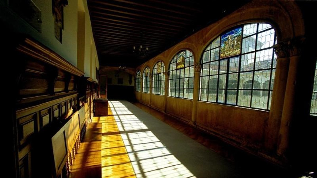 Galería de los presidente, en el Palacio de los Guzmanes