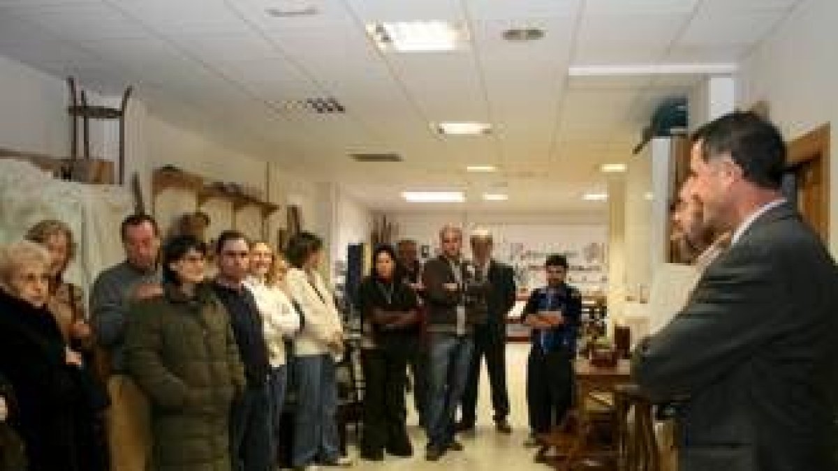 Fotografía de los participantes en el curso de restauración en Taller Leonés Siglo XXI