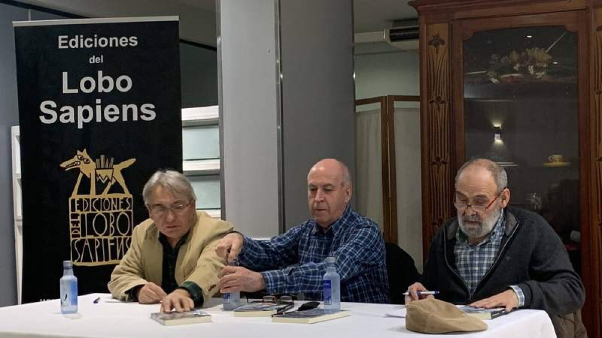 Martínez Reñones, Francisco Ramón y Jesús Paniagua. DL