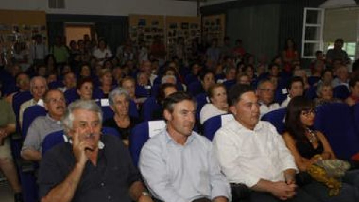 El cine se ambientó para celebrar el Calecho.