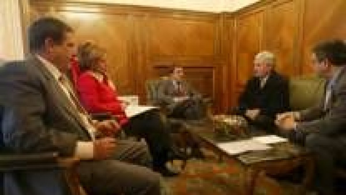 Fátima López Placer junto al presidente del Consejo Regulador, Carlos Méndez Laredo