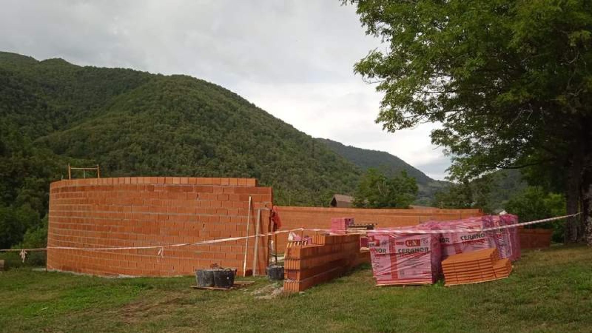 Las obras del voladero se centran en las condiciones óptimas para el urogallo