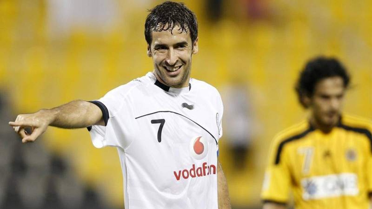 Raúl González Blanco ha levantado esta temporada el título de Liga con el Al Sadd.