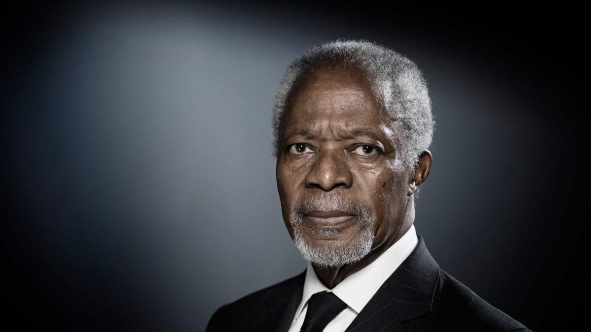 Kofi Annan, durante una sesión de fotos en diciembre del 2017 en París.