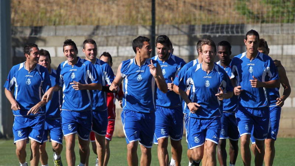 La Cultural prepara el duelo ante el Salamanca B.