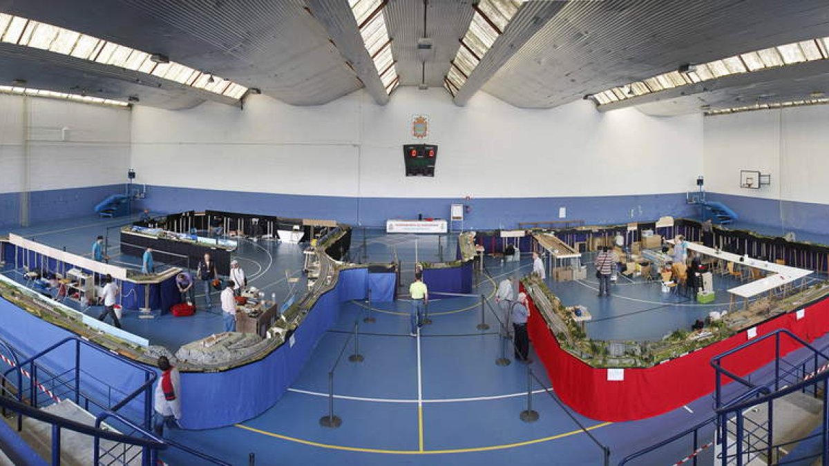 Las gigantescas maquetas por donde circularán trenes a escala se podrán ver en el Pabellón de Trobajo del Camino.