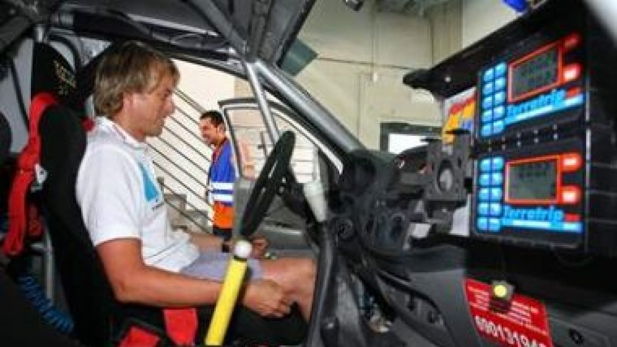 El piloto y aventurero leonés Jesús Calleja se encuentra en Argentina para participar en el Dakar.