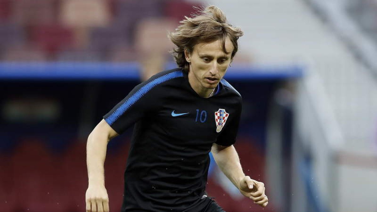 Luka Modric es el pilar sobre el que se apoya la selección de Croacia. ALBERTO ESTÉVEZ