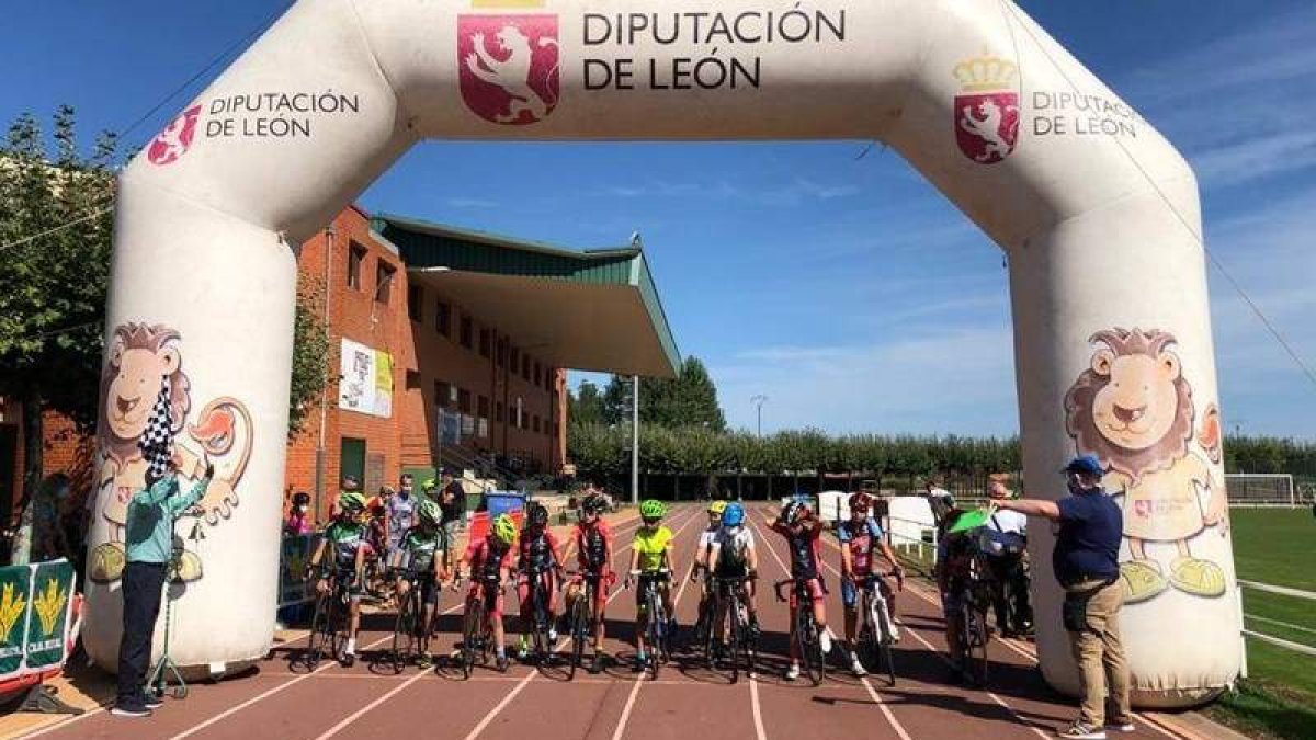 Participaron cerca de 50 corredores entre todas las categorías. DL