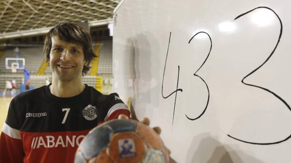 Gonzalo Carou es el extranjero con más partidos en la Liga Asobal.