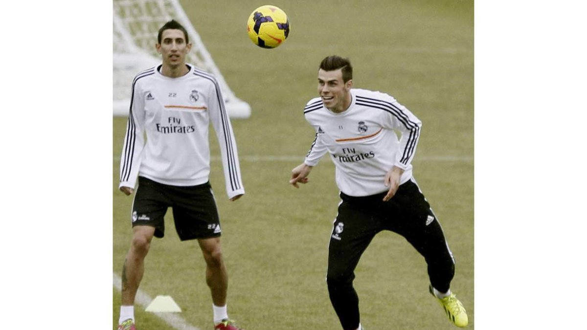 Bale entrenó ayer con total normalidad.