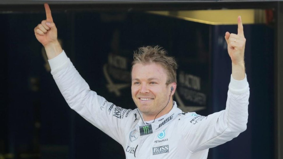 Nico Rosberg celebra su victoria en el Gran Premio de Rusia, en el circuito de Sochi.
