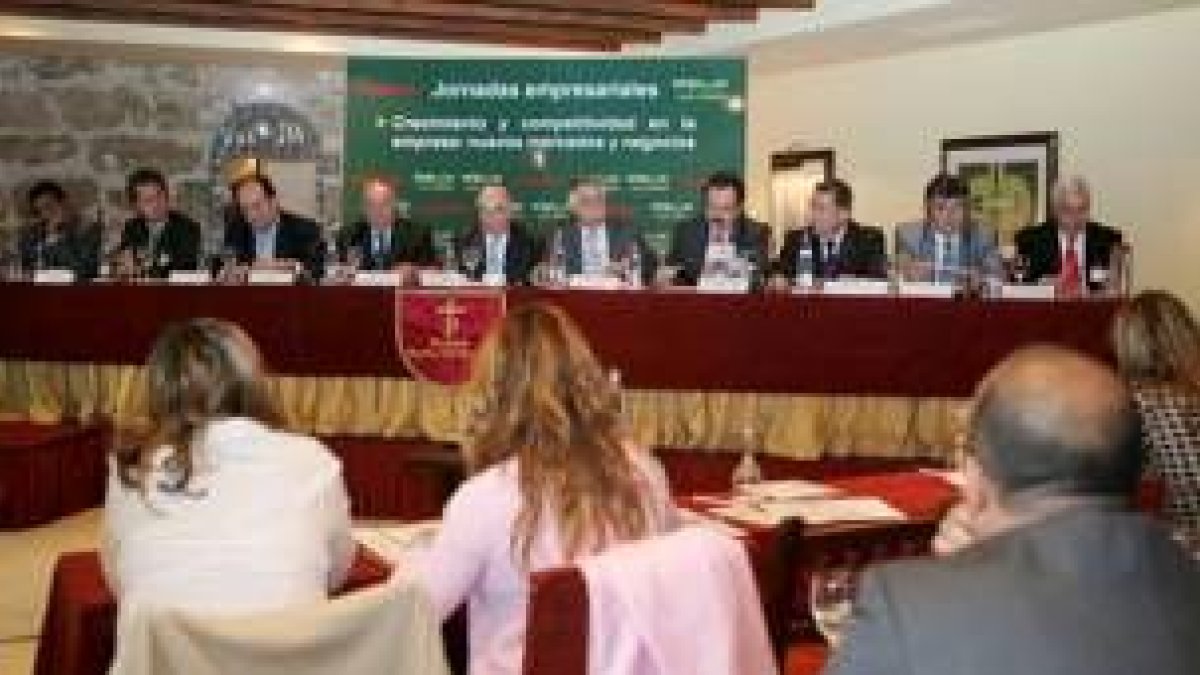 Los empresarios leoneses, durante el coloquio que cerró la jornada de ayer