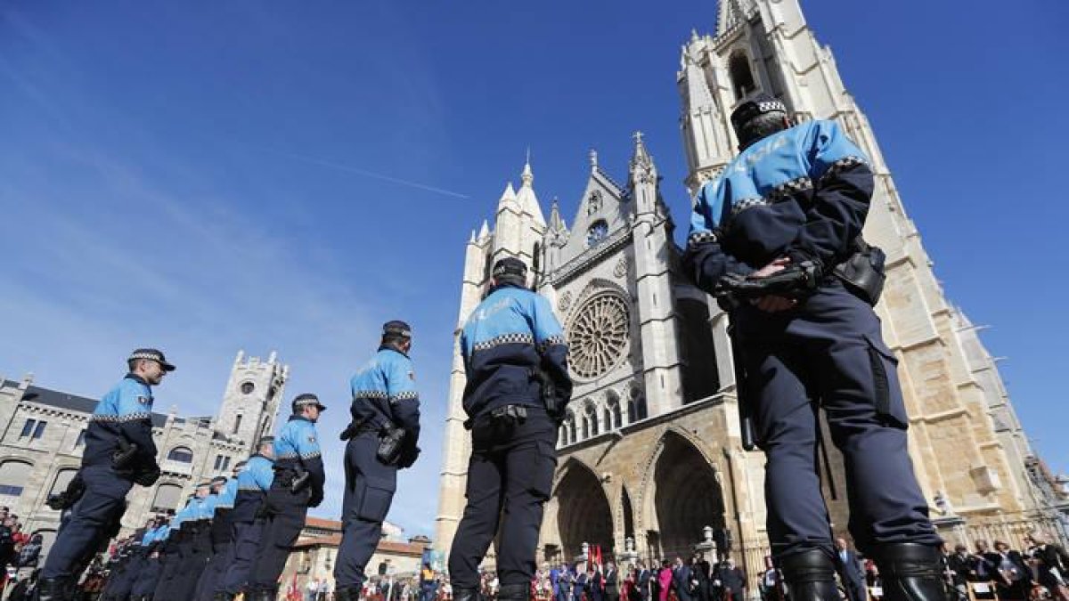 La plantilla de la policía local de León se incrementará con once efectivos