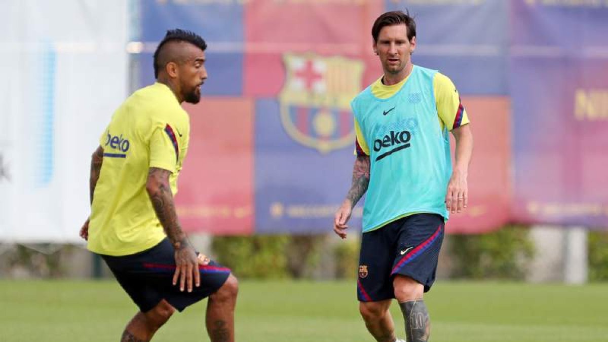 Leo Messi podría ser baja en la vuelta del Barcelona a la competición liguera. MIGUEL RUIZ