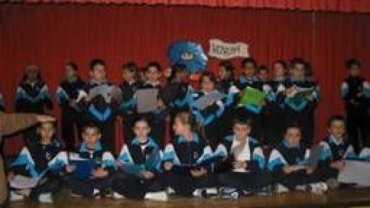 Alumnos de las Carmelitas en la fiesta