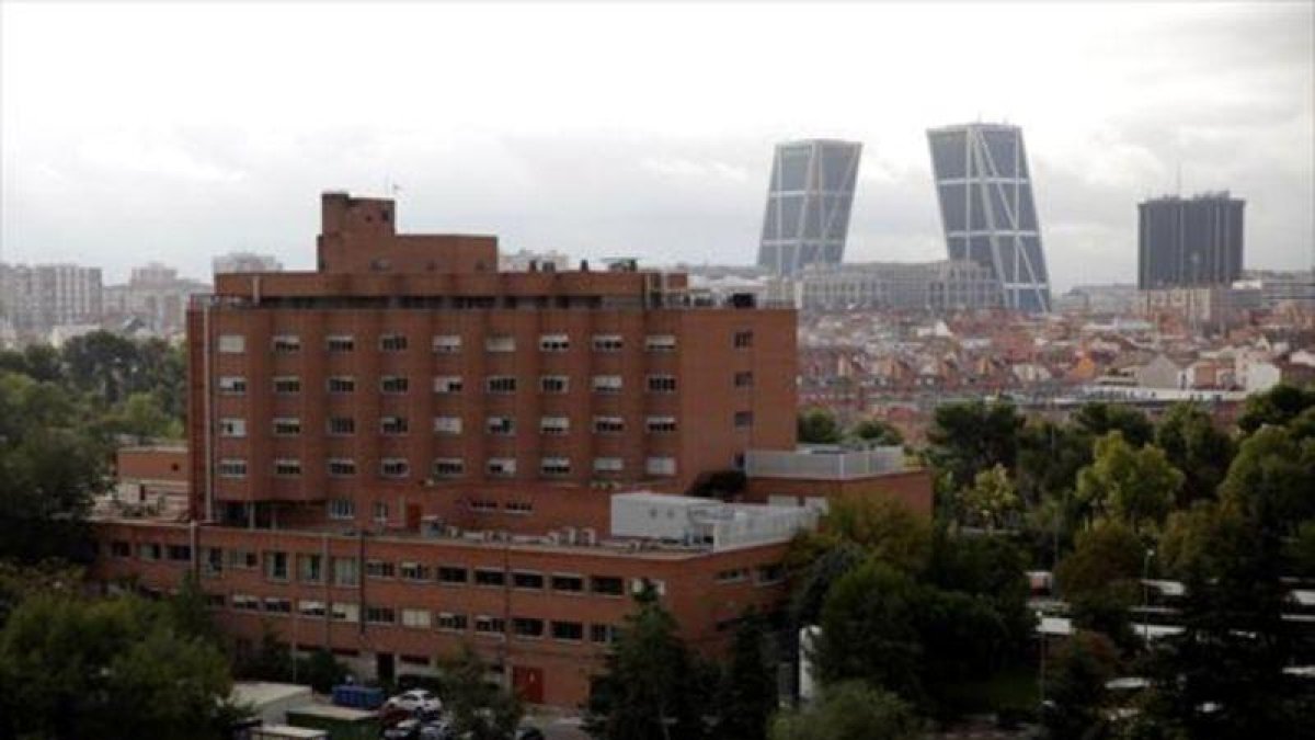 Fachada del hospital La Paz-Carlos III de Madrid.
