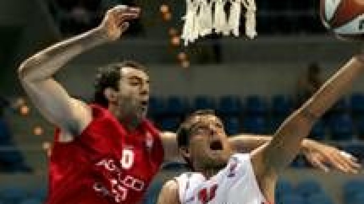 Dani García defiende a Jacobo Odrioloza, ex de Baloncesto León