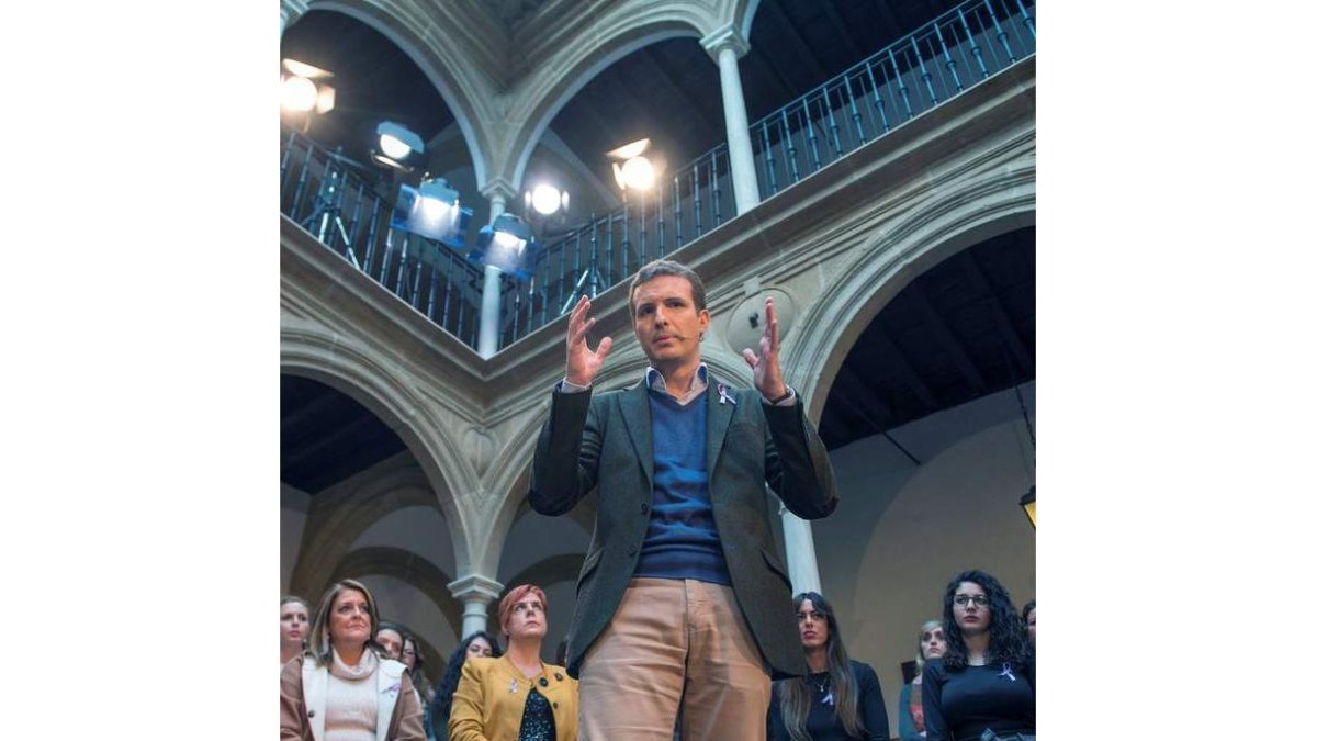 Pablo Casado, durante su intervención en Úbeda. JOSE MANUEL PEDROSA