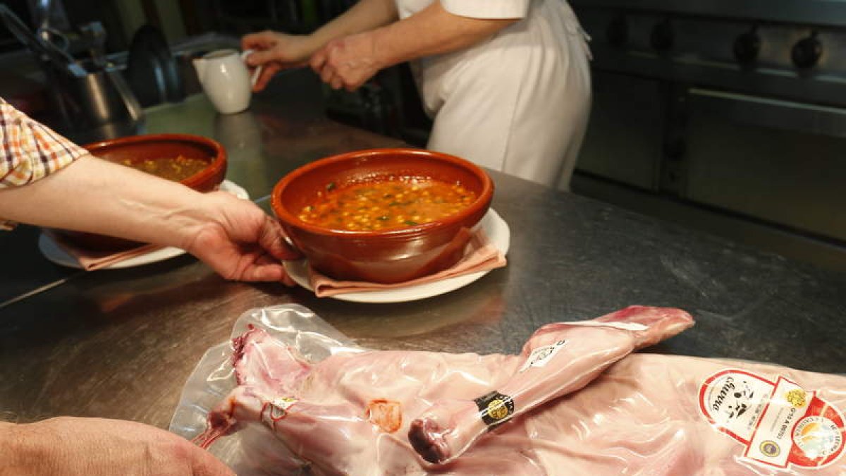 Utilizar la marca Tierra de Sabor será obligatorio para los restaurantes especializados.