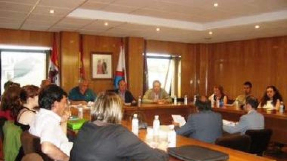 Un momento del Pleno celebrado ayer en Bembibre.