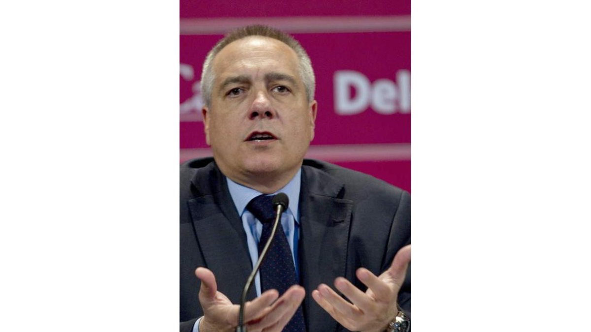 El socialista Pere Navarro lanzó la propuesta por sorpresa.