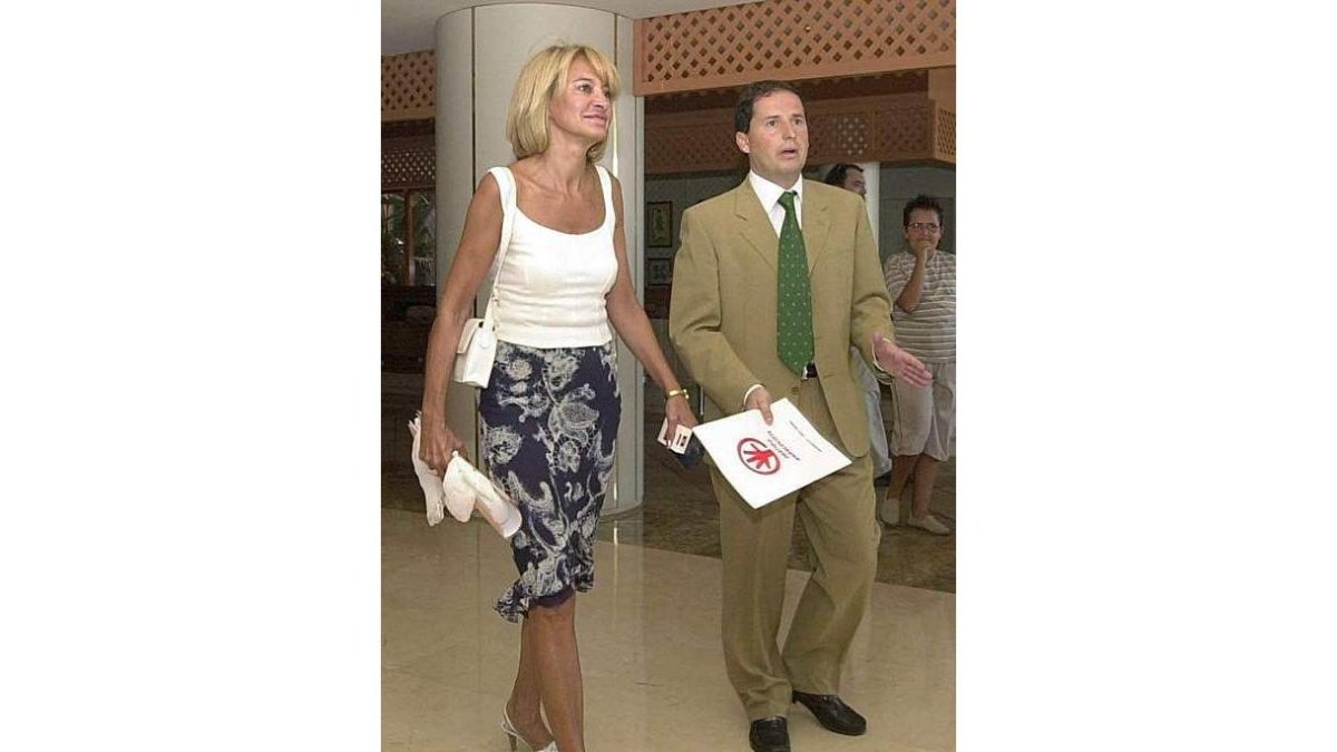 Isabel García Marcos y Carlos Fernández, en 2003. AL