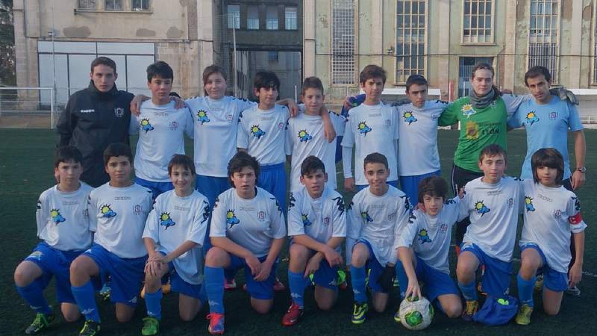 Formación del León CF que milita en la categoría infantil.
