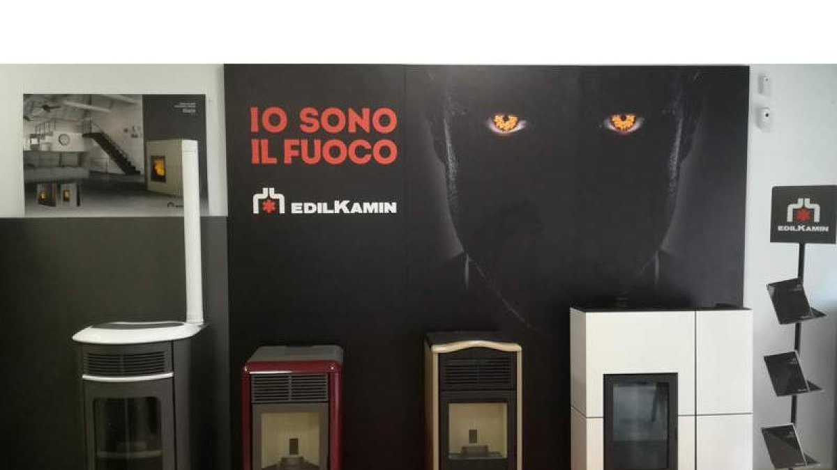 AC Ibérica es una empresa reconocida en León por calefactar los hogares  con calderas, estufas y chimeneas de pellets. ramiro