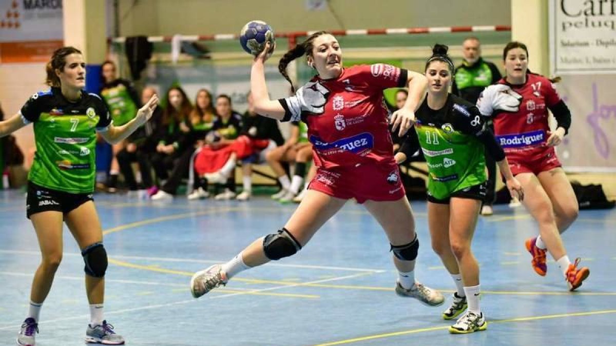 Las leonesas se impusieron en un partido apretado en Vigo.
