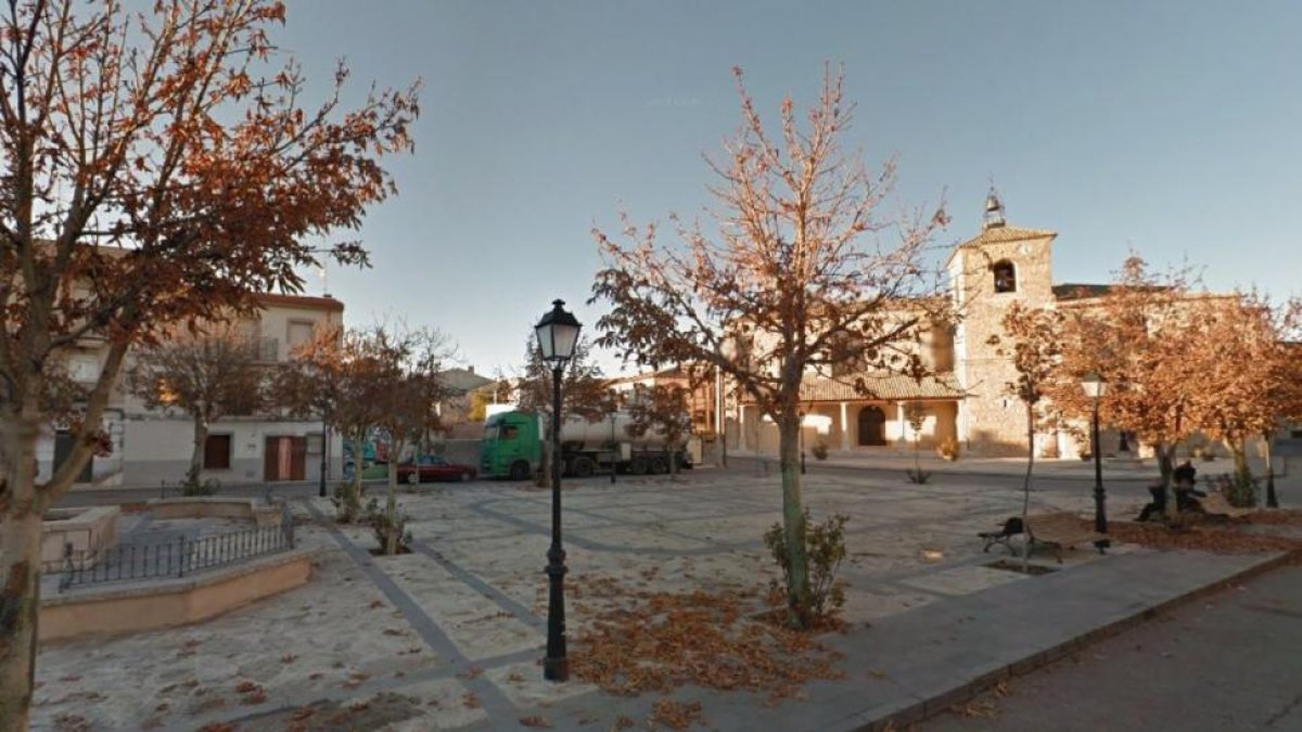 La plaza Mayor de Yebra, en una imagen de Google Street View.